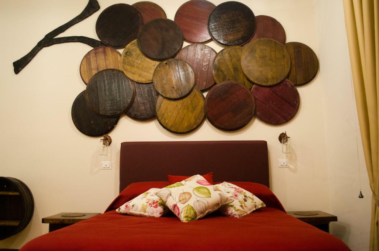 บีแอนด์บี ซอสตา เฟลเกรีย Bed & Breakfast เนเปิลส์ ภายนอก รูปภาพ